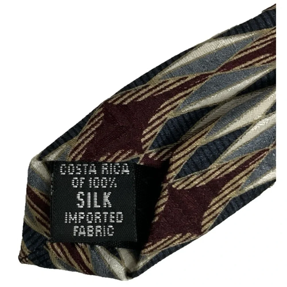 Vintage Mens Silk Tie Lot of 5 Burgundy Red Paisley Geometric Bill Blass 4